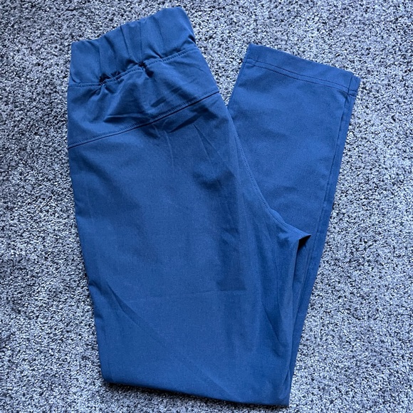 Sherpa Adventure Gear hiking / climbing capris - Picture 3 of 3